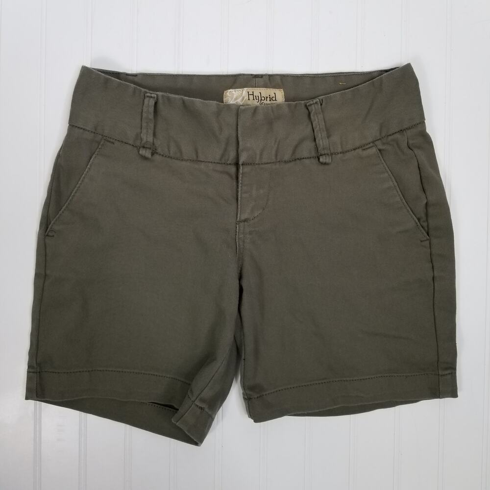 Hybrid & Company Green Shorts‎ 3